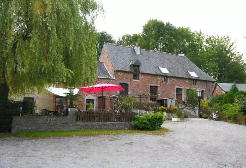 Hotelli Restaurant La Ferme De Grambais