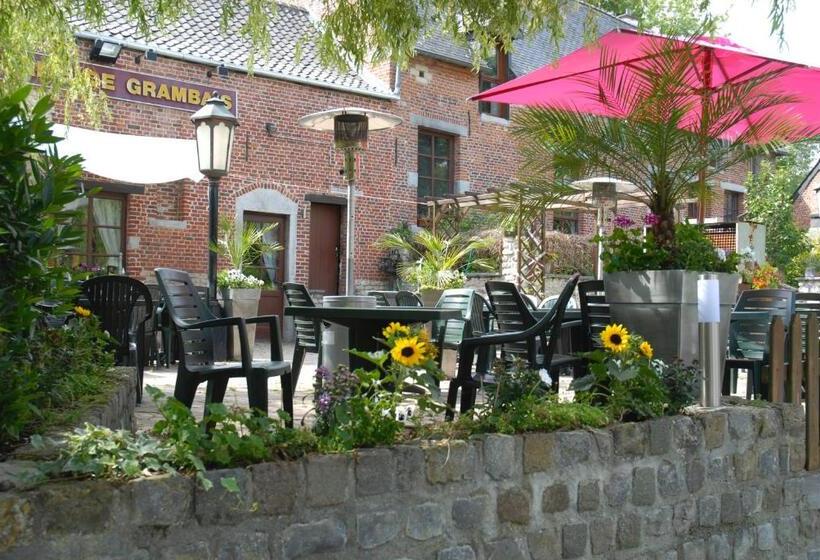 ホテル Restaurant La Ferme De Grambais