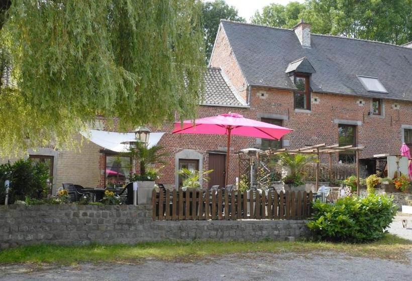 ホテル Restaurant La Ferme De Grambais