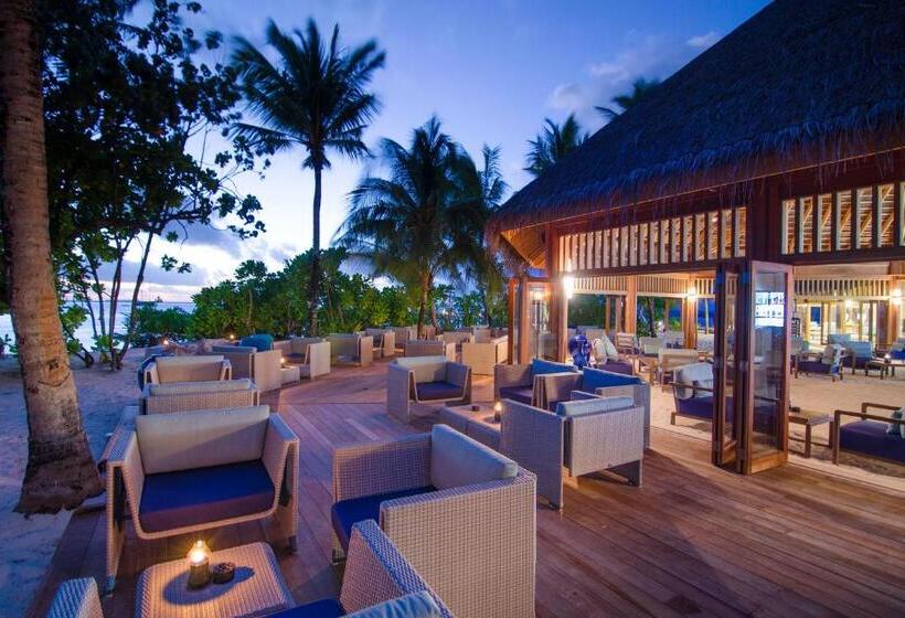 Mirihi Island Resort