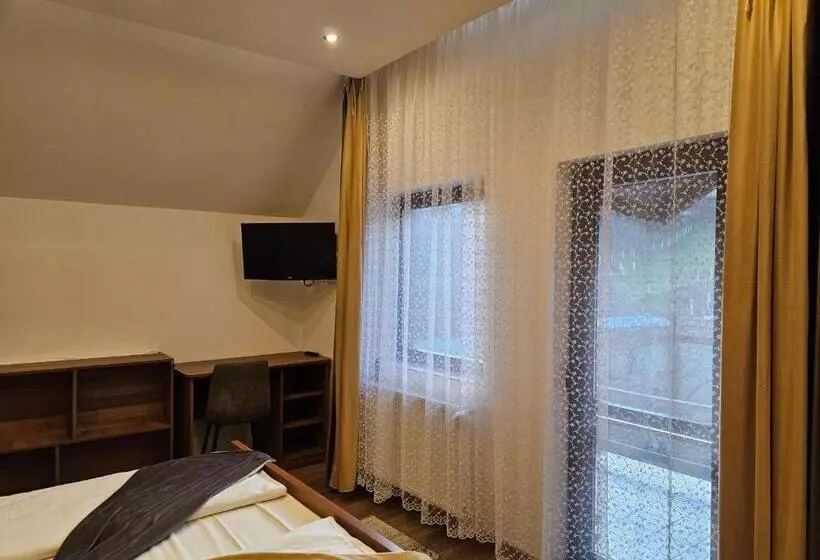 Pensiunea Michael's House