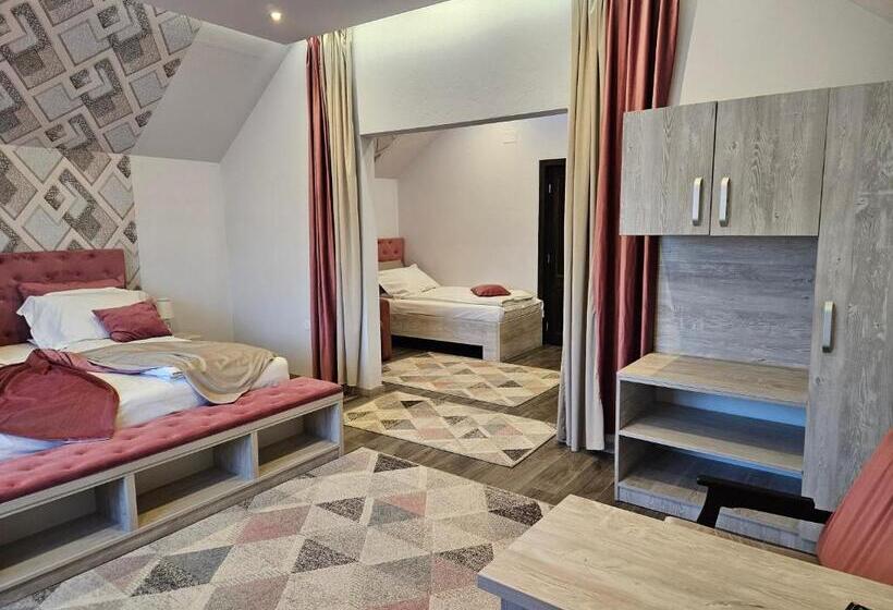 Pensiunea Michael's House