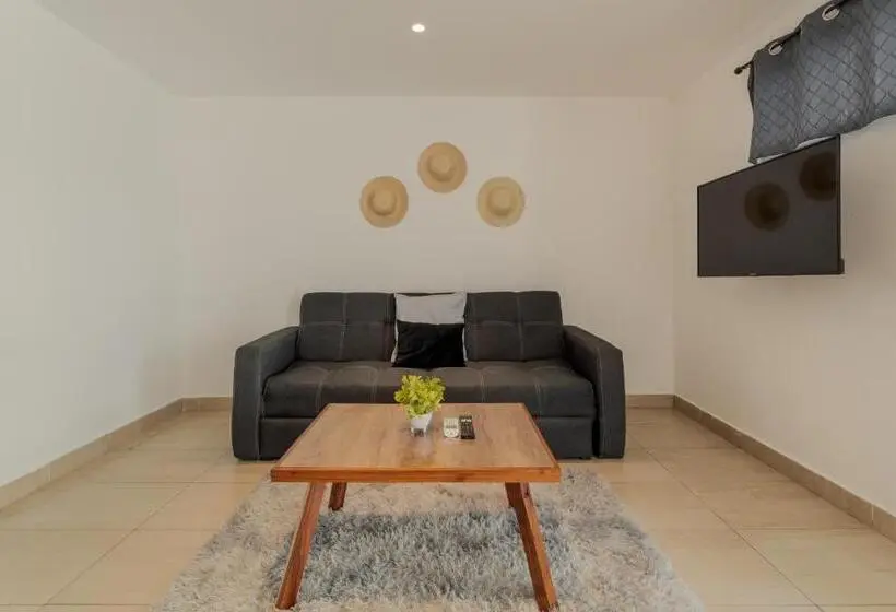 Casa Nami Cancún Beachside Suites
