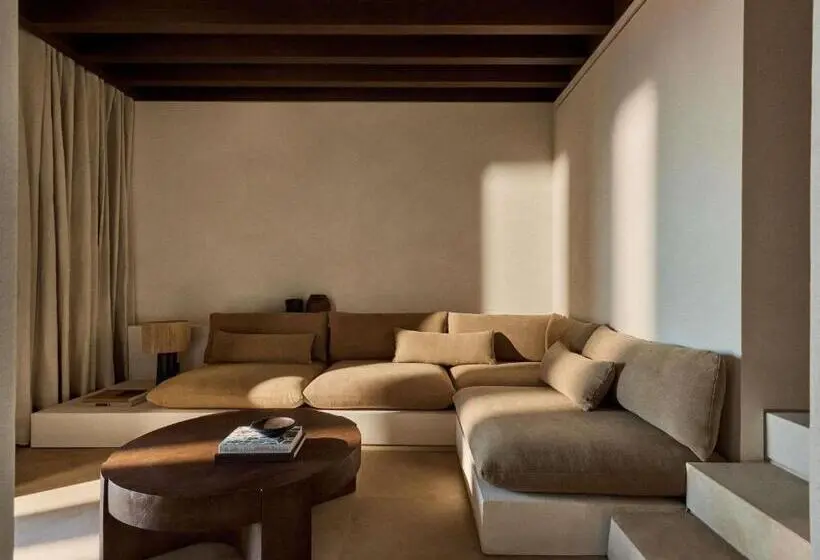 Hotelli Luura Paros Cliff
