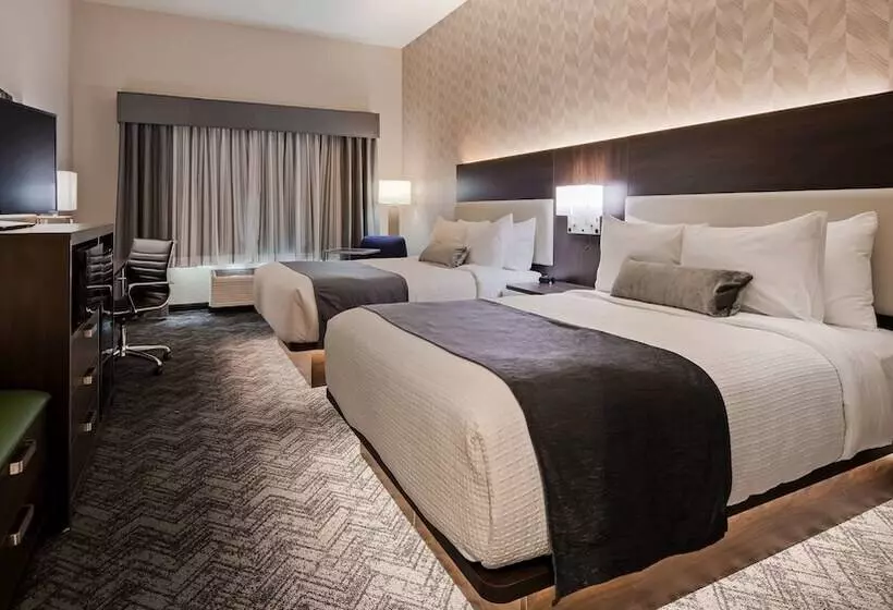 Hotelli Best Western Plus Parkside Inn & Suites