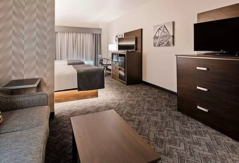 Hotelli Best Western Plus Parkside Inn & Suites