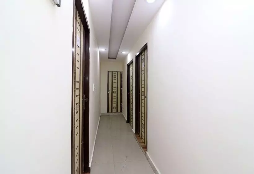 Oyo 28331 Hotel Keshava Unit Of Ghaziabad Inn