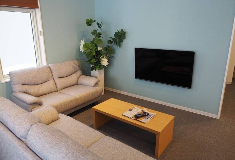 فندق صغير Choine Hotel Sapporo Teine