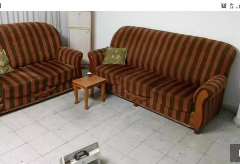 تختخواب و صبحانه Chez William