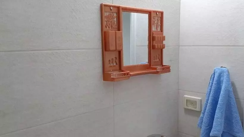 تختخواب و صبحانه Chez William