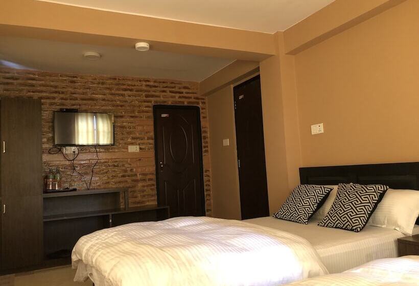 تختخواب و صبحانه Tashi Delek Guest House