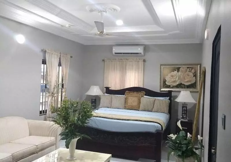 The Winford Boutique Hotel Achimota