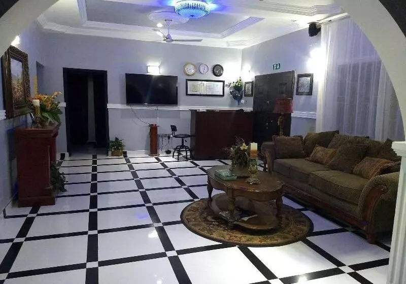 The Winford Boutique Hotel Achimota