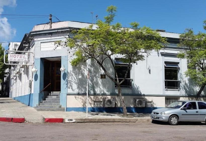 ユースホステル 25 De Mayo