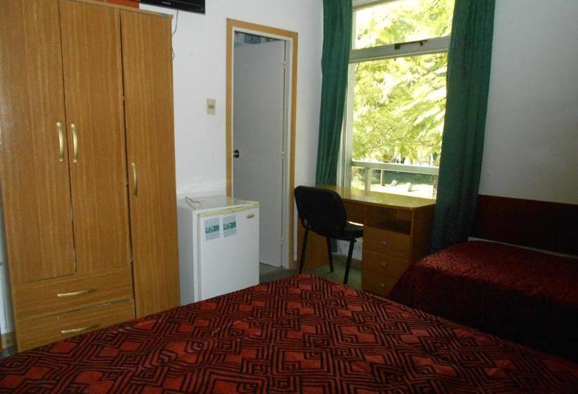 ユースホステル 25 De Mayo