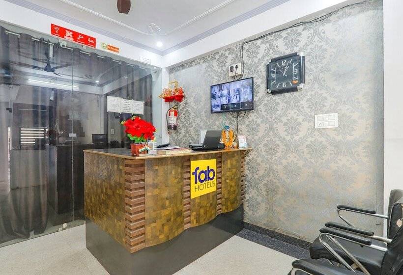 Fabhotel Triveni