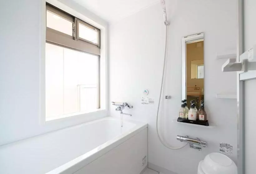 Ryokan With Natural Hot Springs And Okonomiyaki Miyajimaan Hiroshima