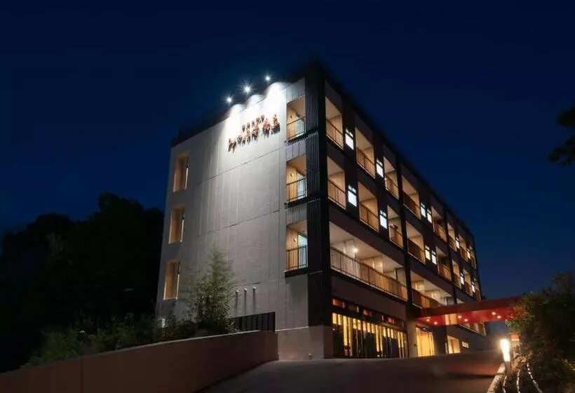 Ryokan With Natural Hot Springs And Okonomiyaki Miyajimaan Hiroshima