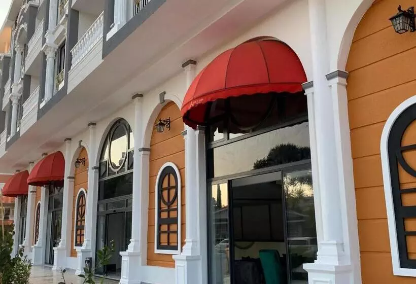 The Sansa Hotel & Spa