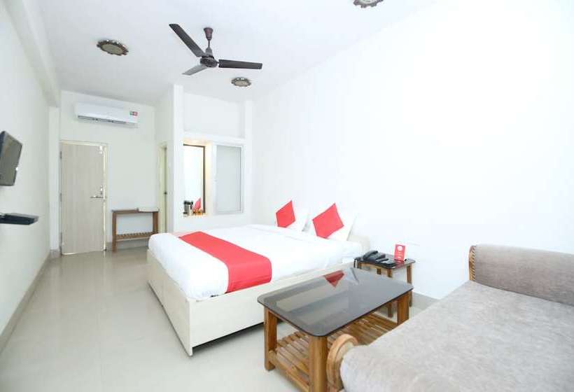 Hotel Oyo 25064 Chandrika