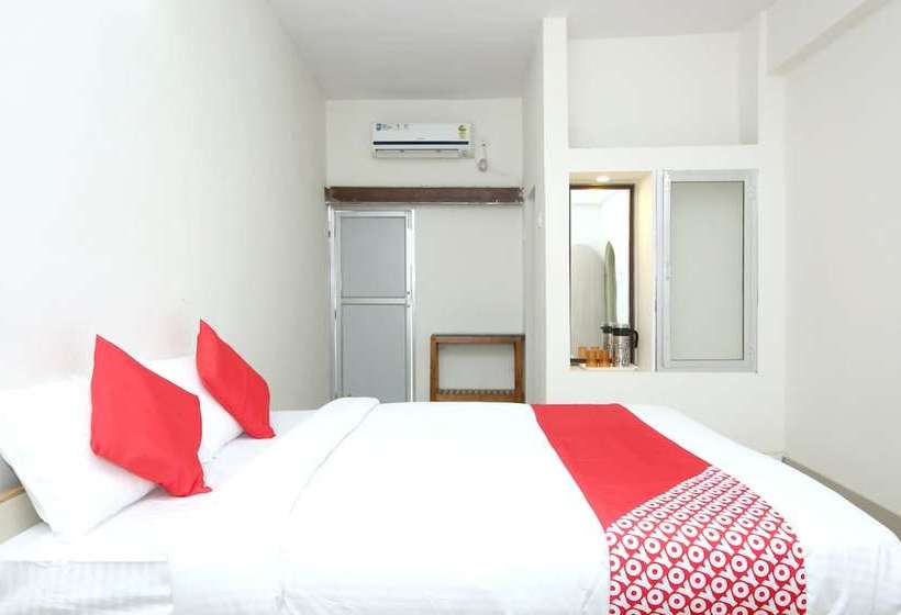 Hotel Oyo 25064 Chandrika