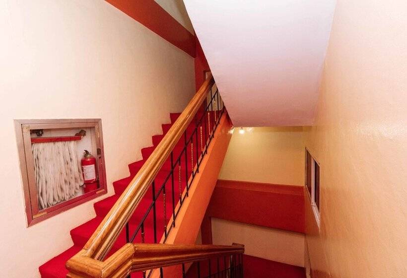 فندق Reddoorz At Manila Venetian