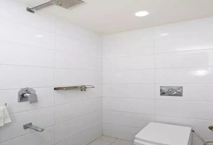 Oyo 17280 Hotel Shivaay