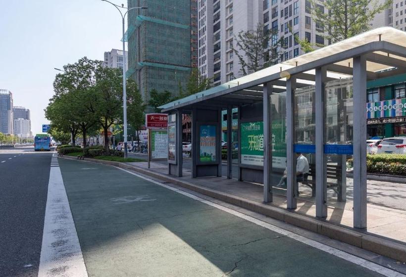 בית מלון כפרי N33  Huai An Bochishan Park Branch