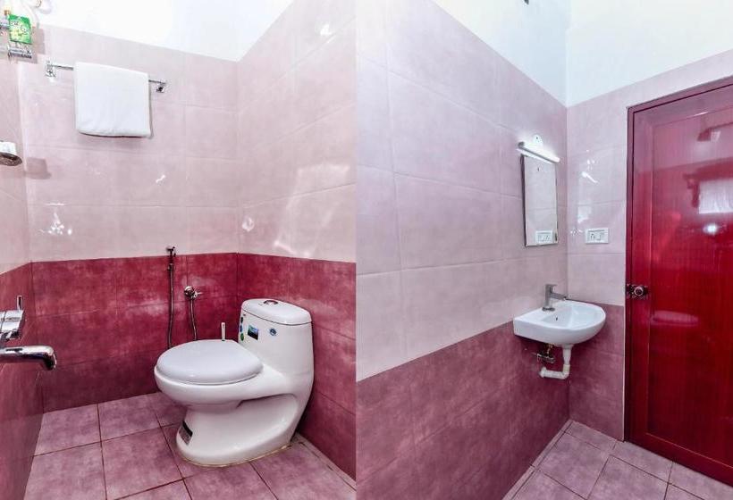 Hotell Oyo 27676 Ghala Heights