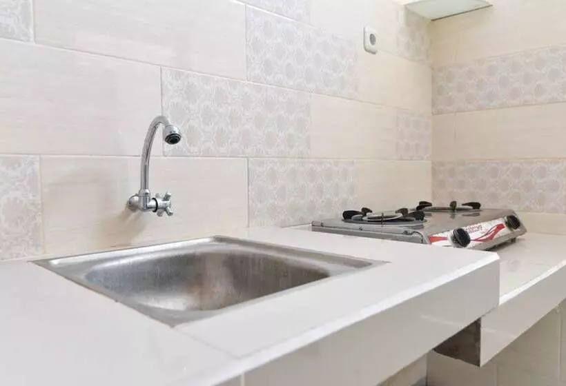 ペンション Reddoorz @ Imam Bonjol Kuta