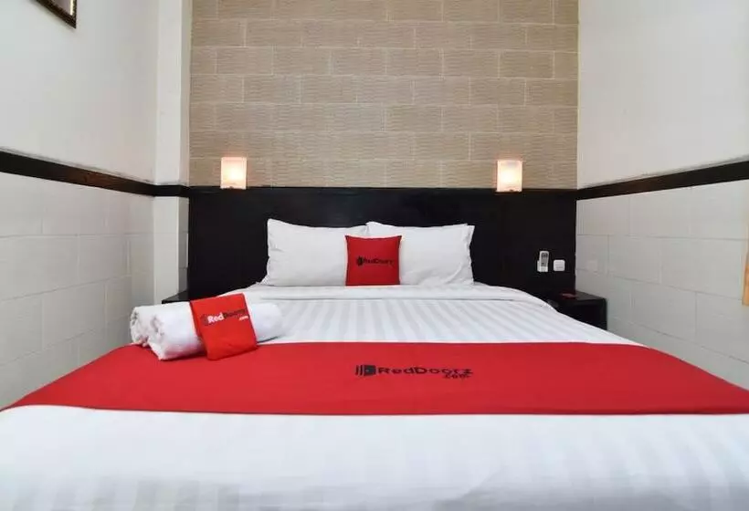 ペンション Reddoorz @ Imam Bonjol Kuta