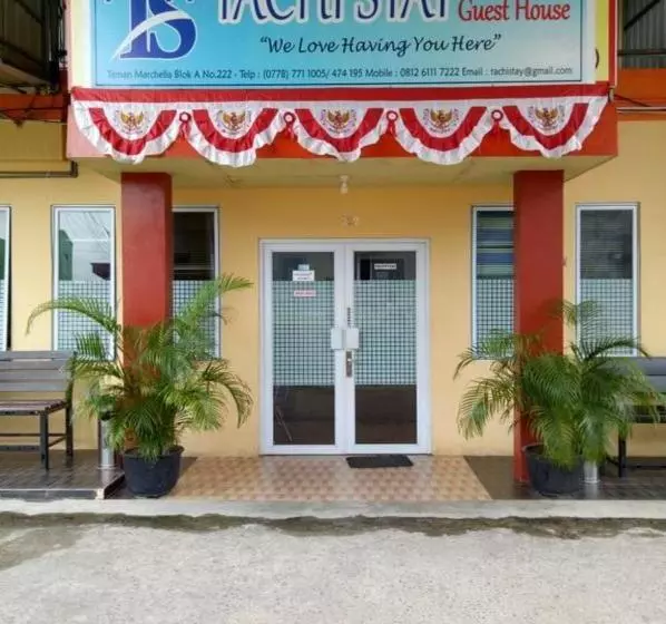 ペンション Tachi Stay Guesthouse Syariah