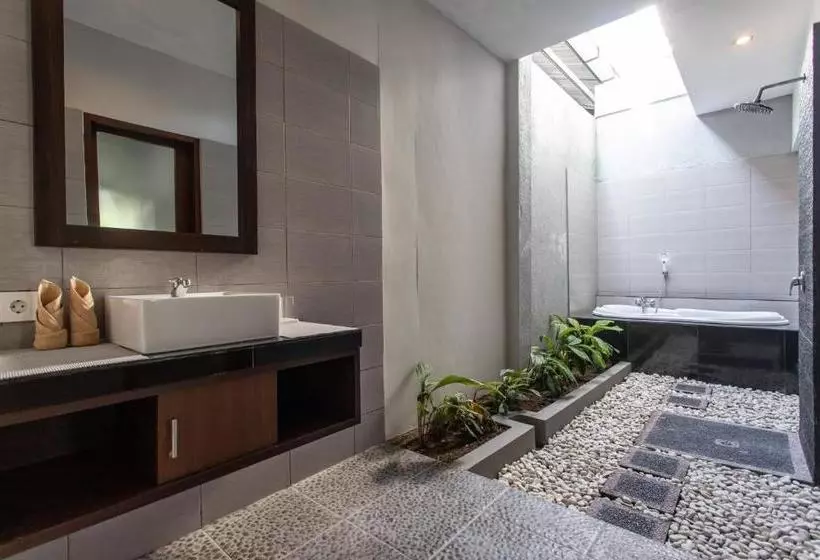Raj Sindhu Villa Sanur