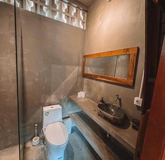 فندق صغير Bagus Ink Surf Camp