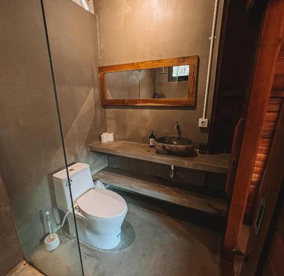 فندق صغير Bagus Ink Surf Camp