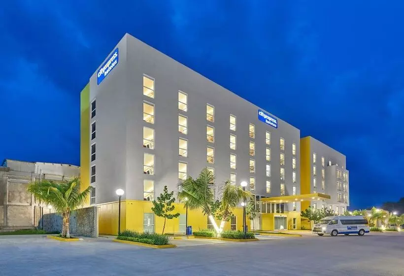 ホテル City Express By Marriott Tapachula