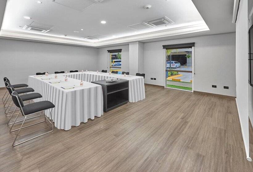 فندق City Express By Marriott Tapachula