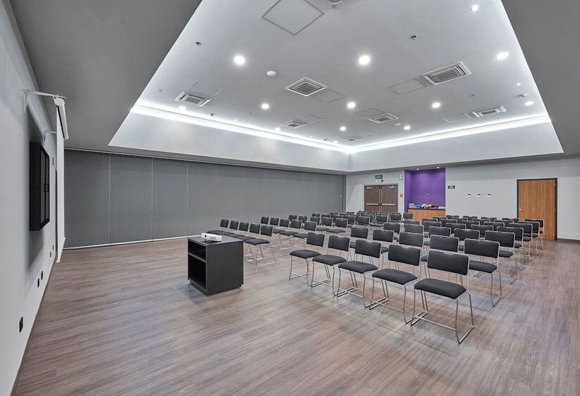 فندق City Express By Marriott Tapachula