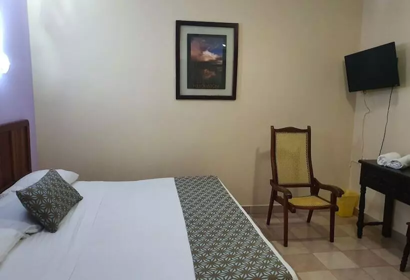 هتل El Faro Malecon