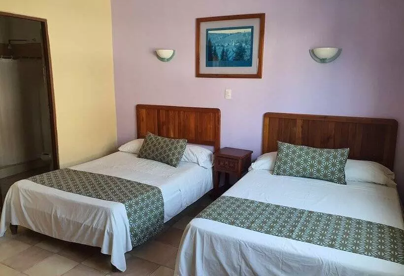 هتل El Faro Malecon