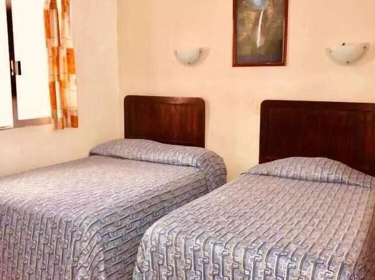 هتل El Faro Malecon