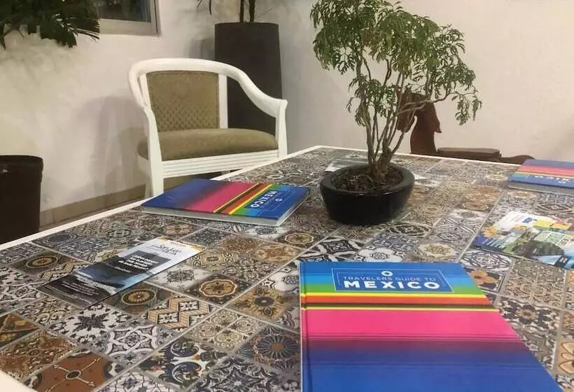 هتل El Faro Malecon