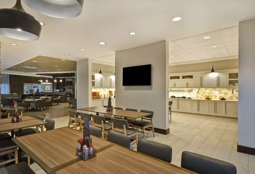ホテル Hyatt Place Fresno