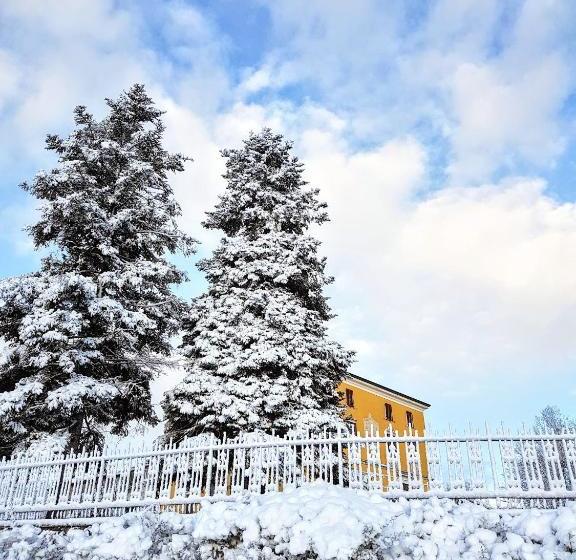 ベッドアンドブレックファースト Villa La Palazzina