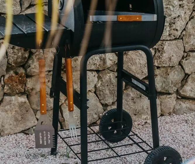 هتل Aqua Viva Suites