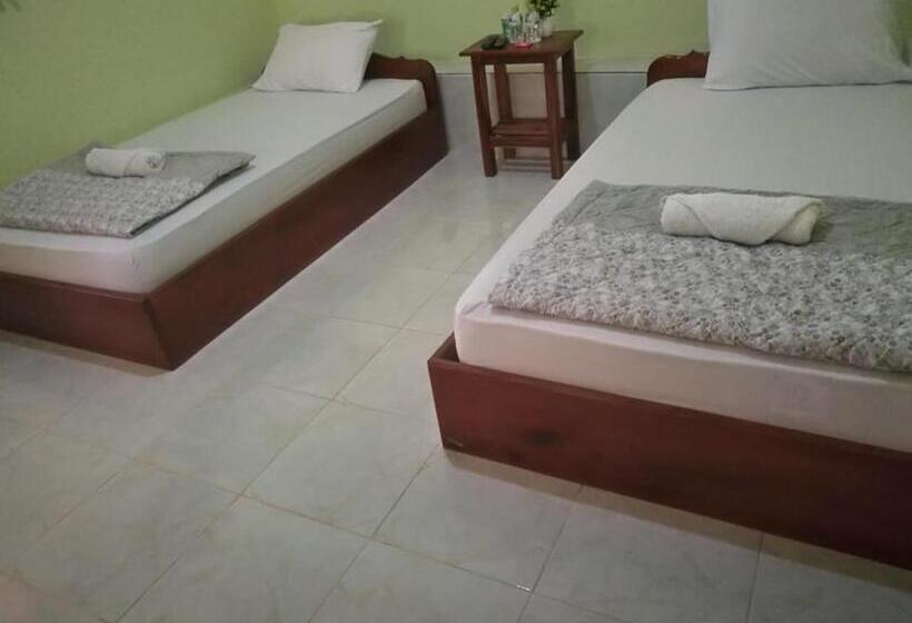 פנסיון Arthith Guesthouse