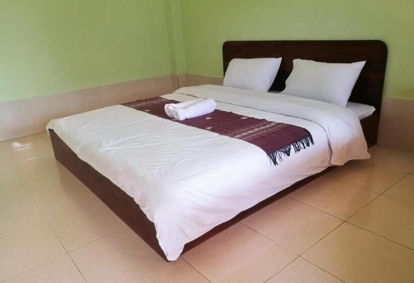 פנסיון Arthith Guesthouse