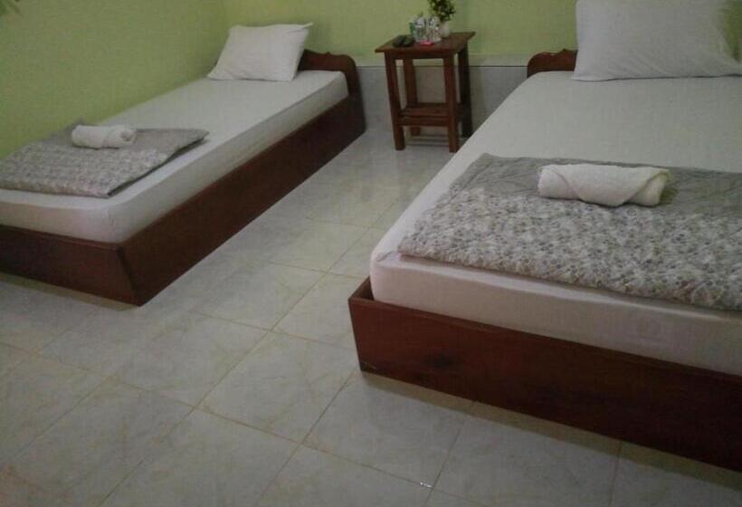 פנסיון Arthith Guesthouse