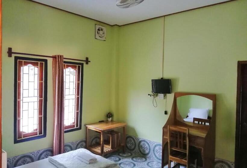 פנסיון Arthith Guesthouse