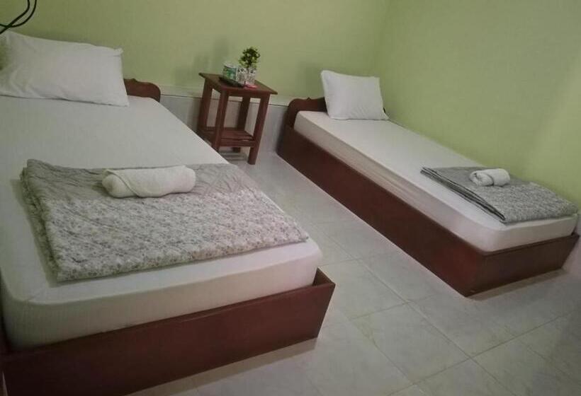 פנסיון Arthith Guesthouse